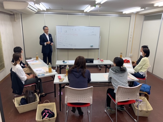 5月15日(金)18:30~ 夜の保険カフェ☆エンジェル係数から考える♪ 教育資金の目安と賢く貯めるマネープラン in 宇都宮