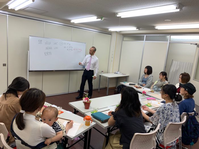 10/16 (金)ステイホームで家計がピンチ!?教育資金を賢く貯める♪家計のリフレッシュ講座☆ママのための保険カフェin宇都宮